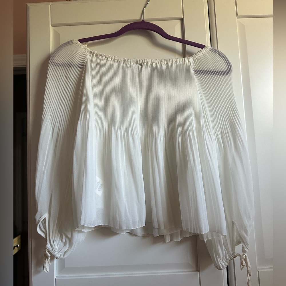 Wilfred Day Dreamer Blouse Off the Shoulder! Size small